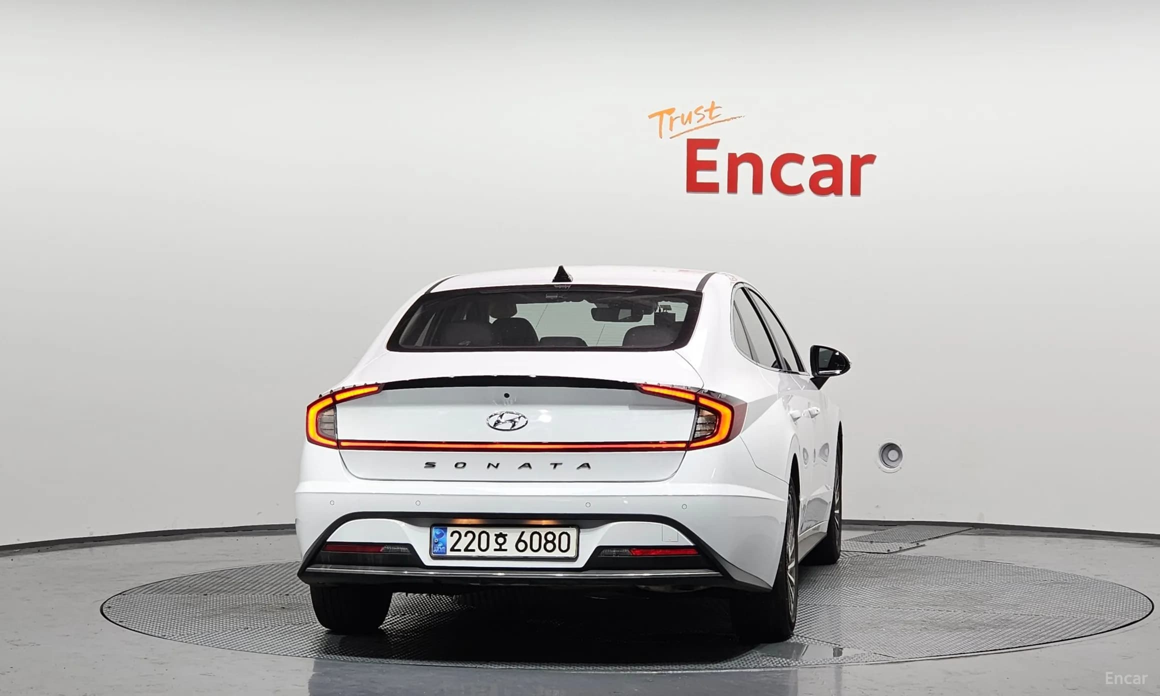 Sonata Hybrid (DN8)