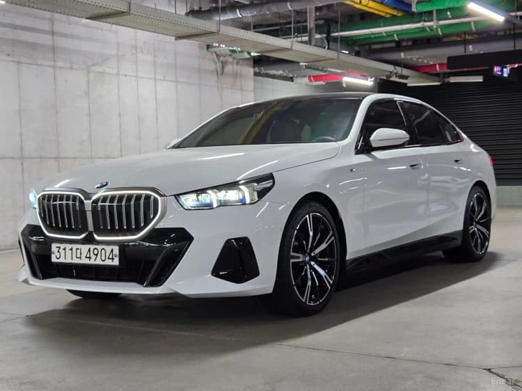 5 Series (G60)