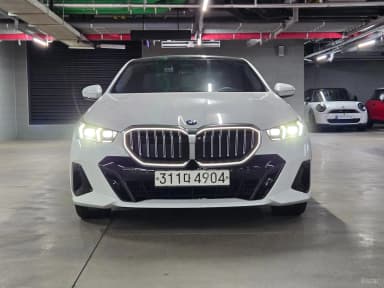 5 Series (G60)