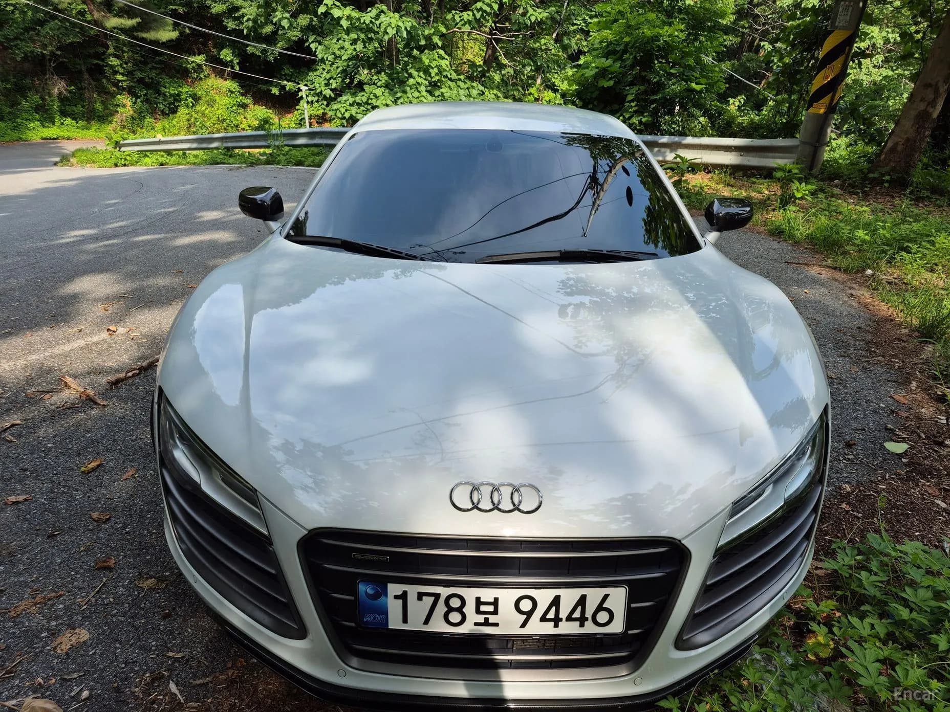 R8