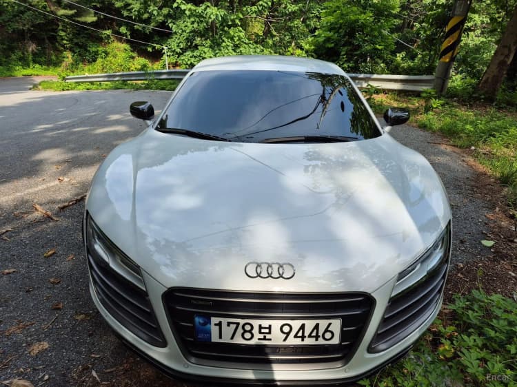 R8