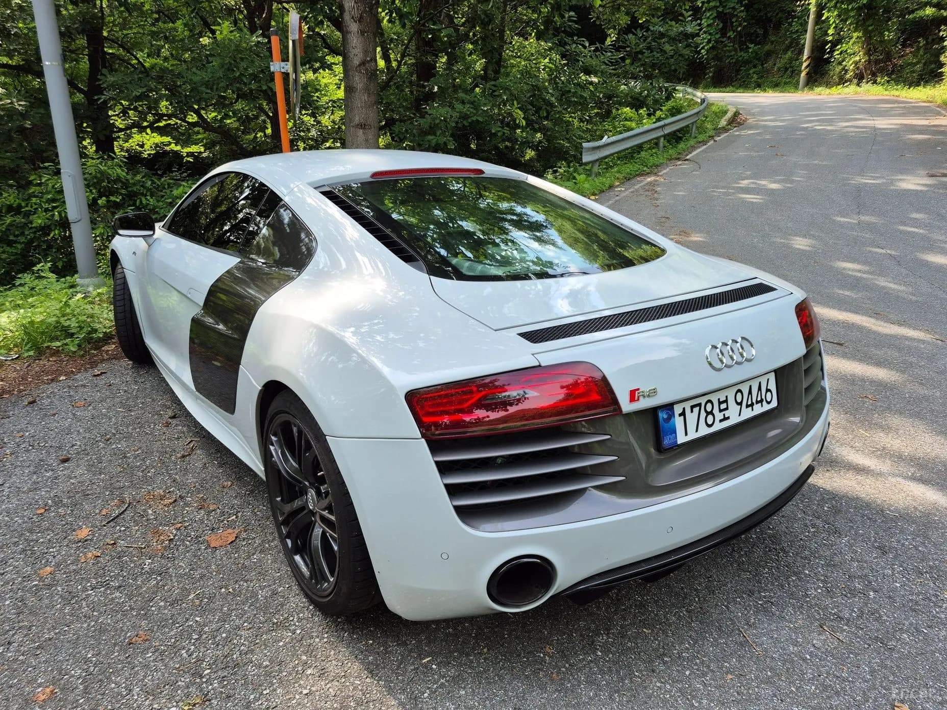 R8