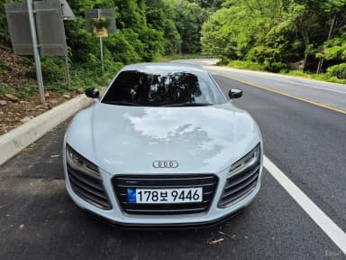 R8