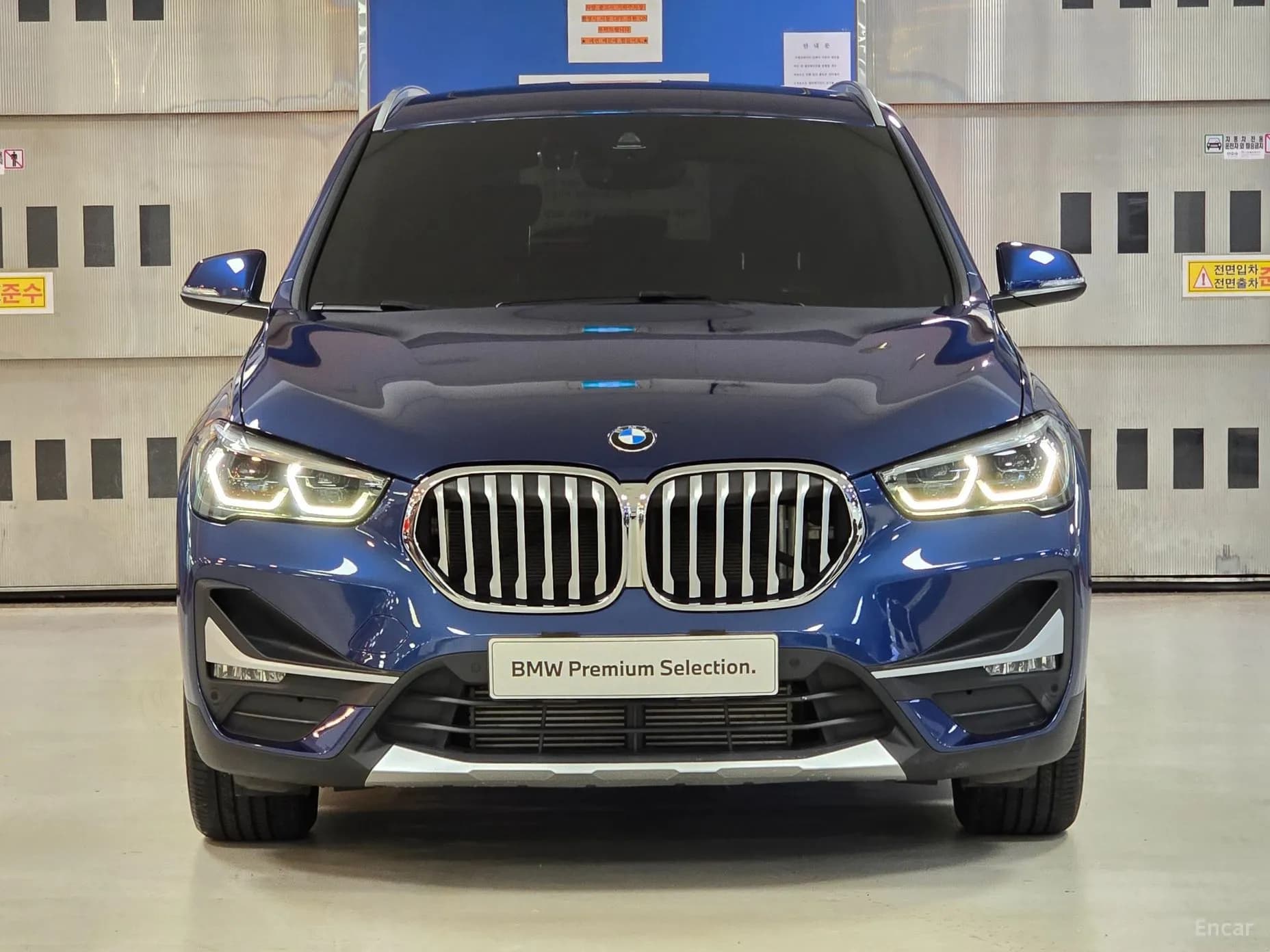 X1 (F48)