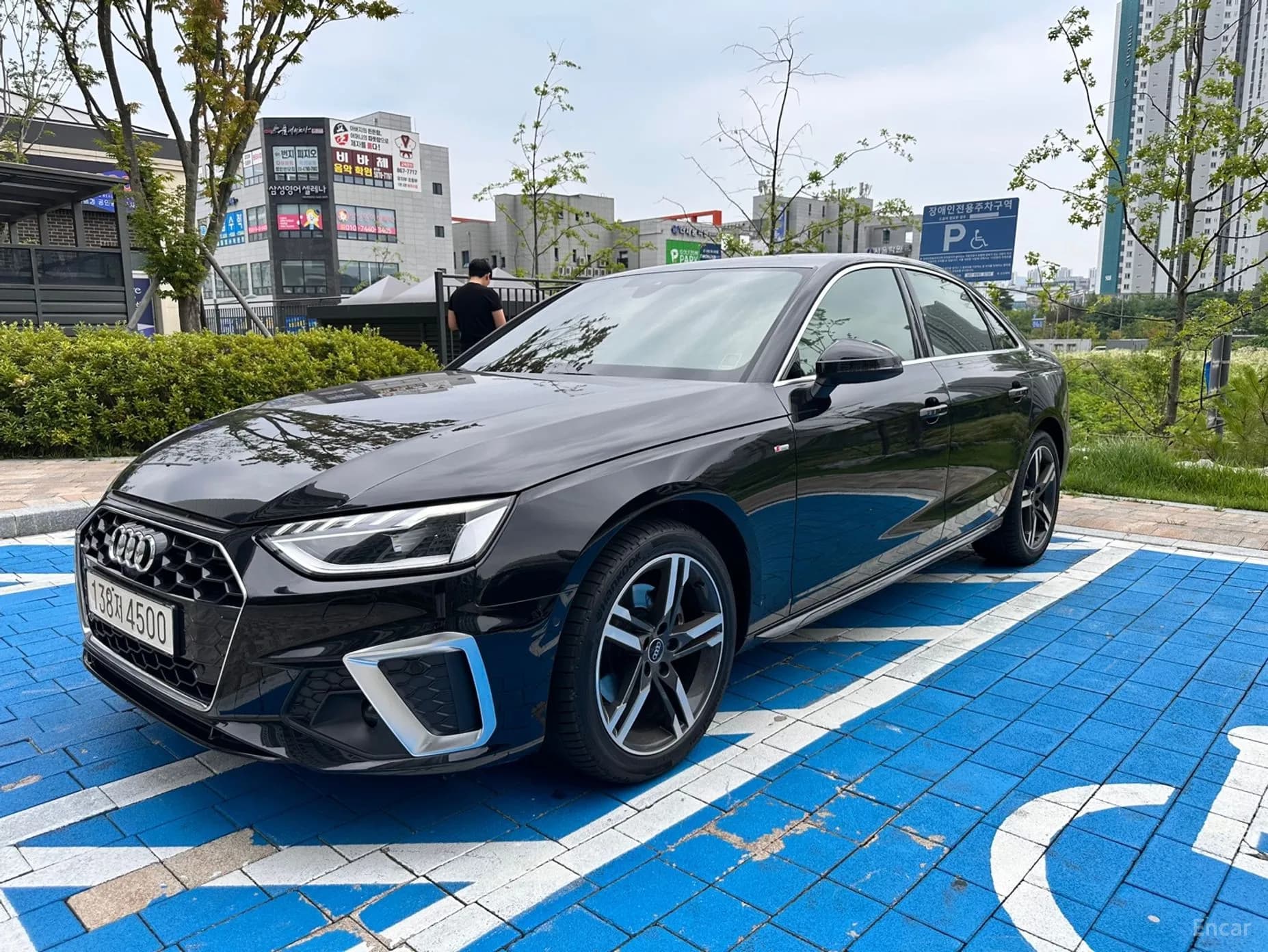 A4 (B9)