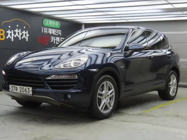 New Cayenne