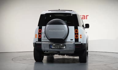 Defender (L663)