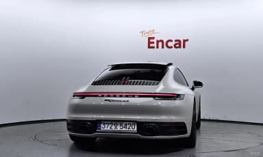 911 (992)
