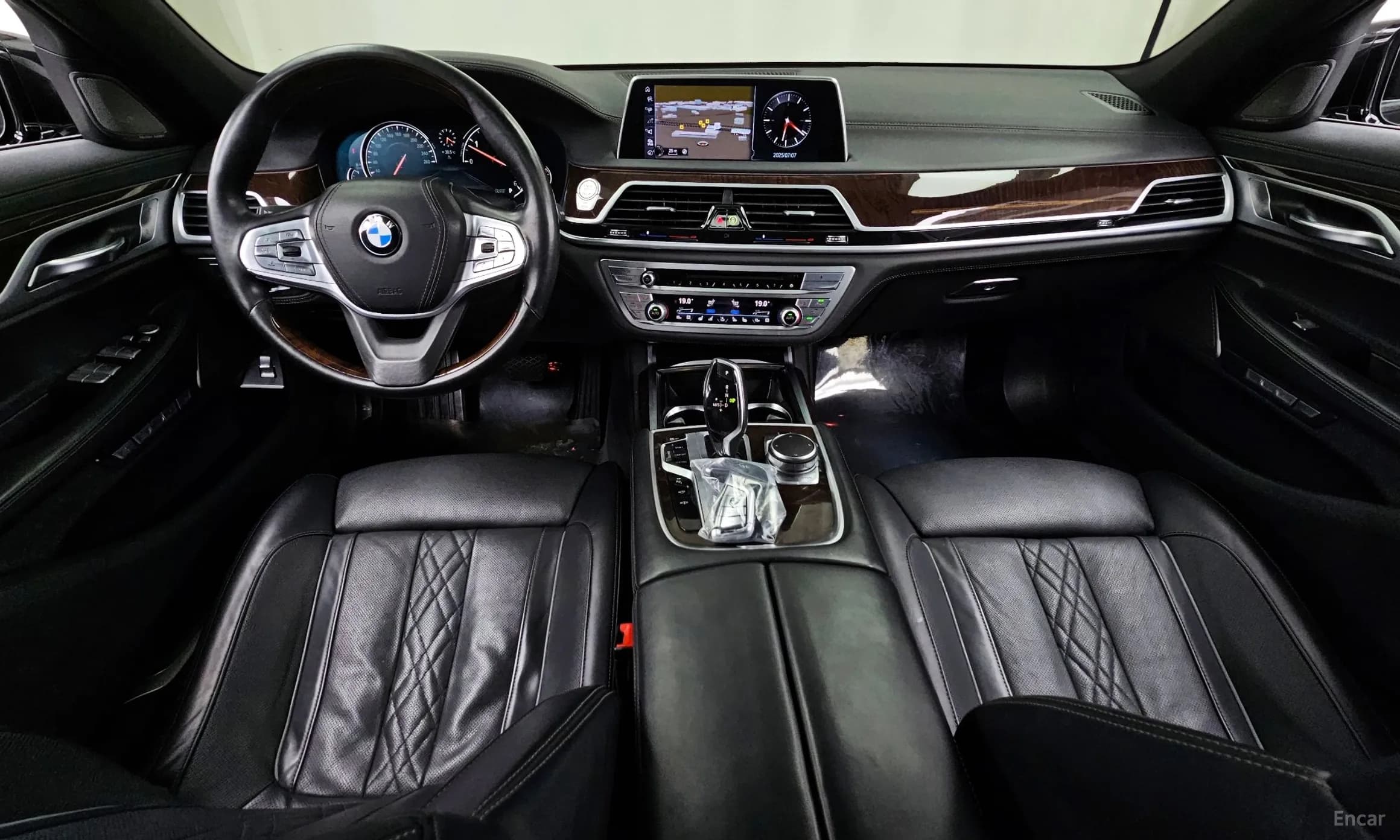 7 Series (G11)