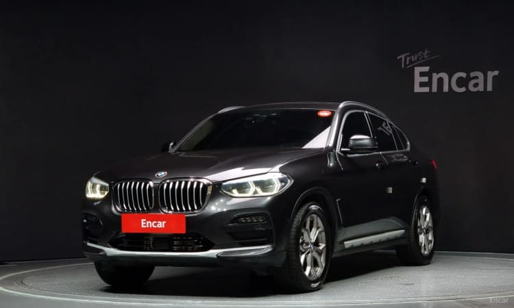 X4 (G02)