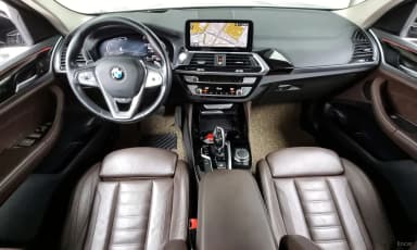 X4 (G02)