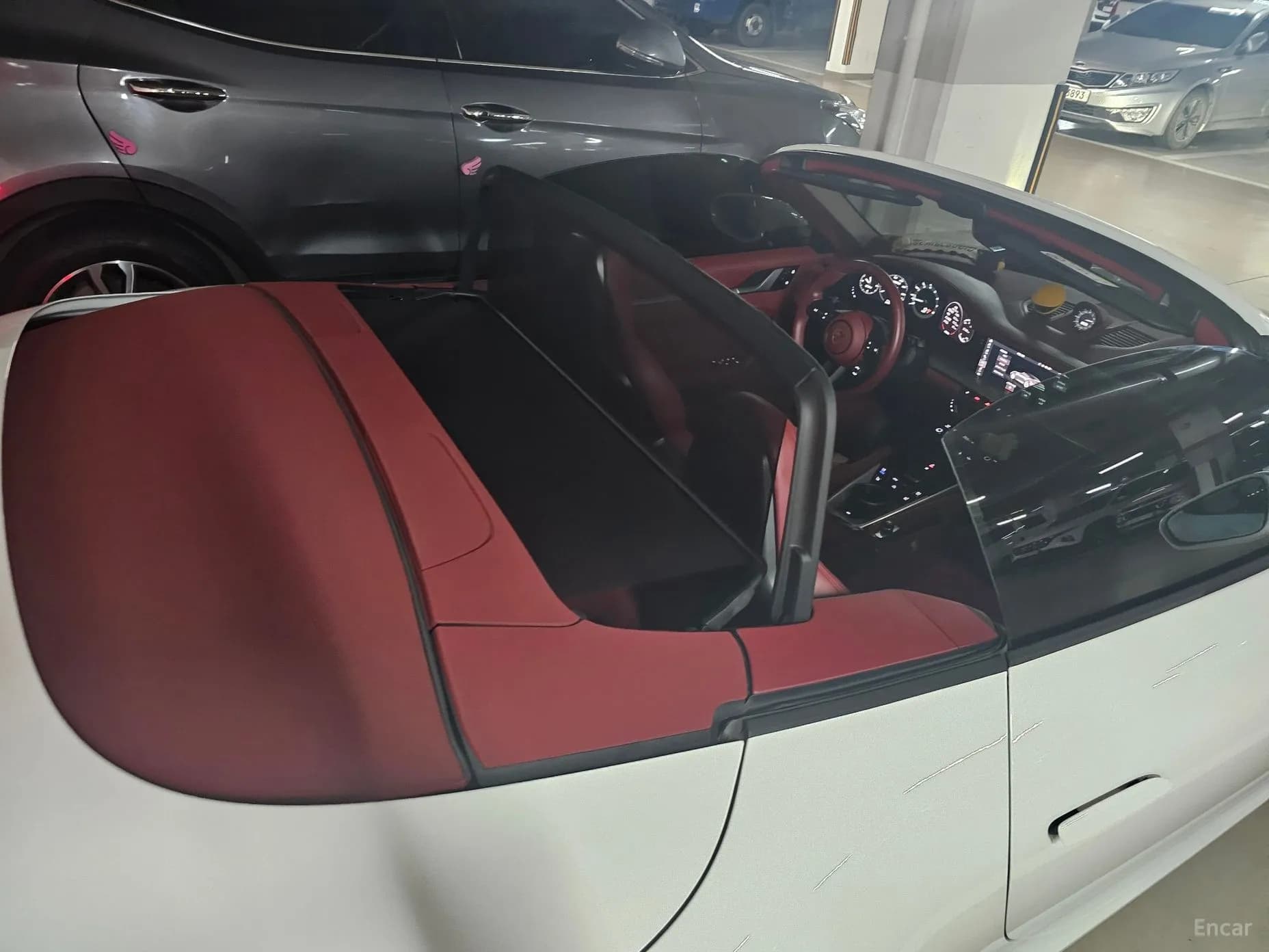 911 (992)