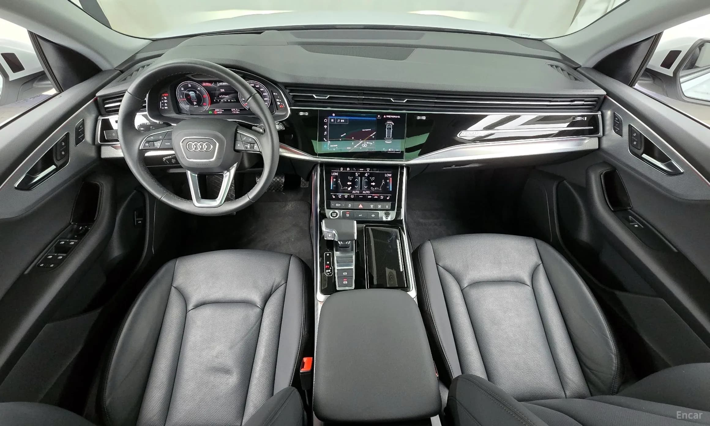 Q8 (4M)