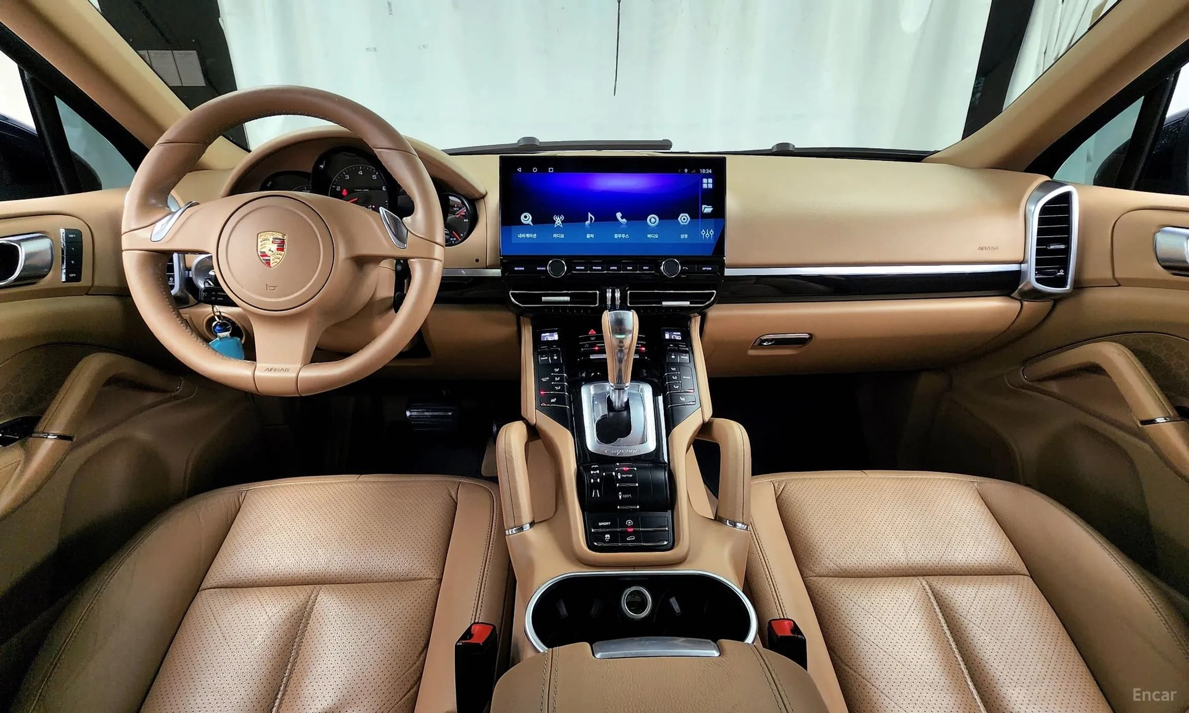 New Cayenne