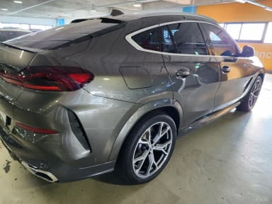 X6 (G06)