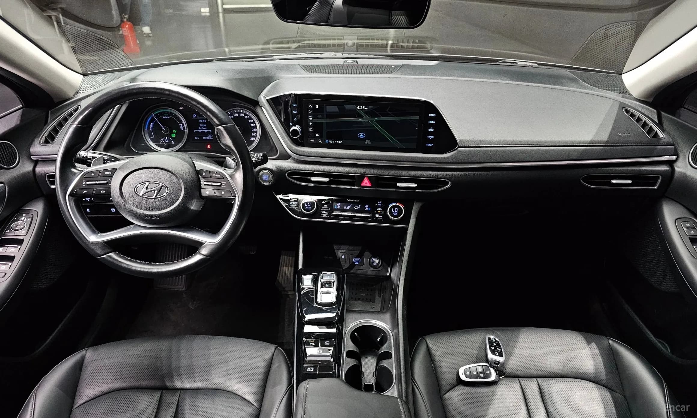 Sonata Hybrid (DN8)