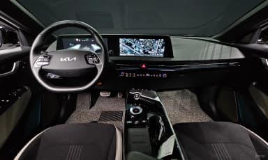 EV6