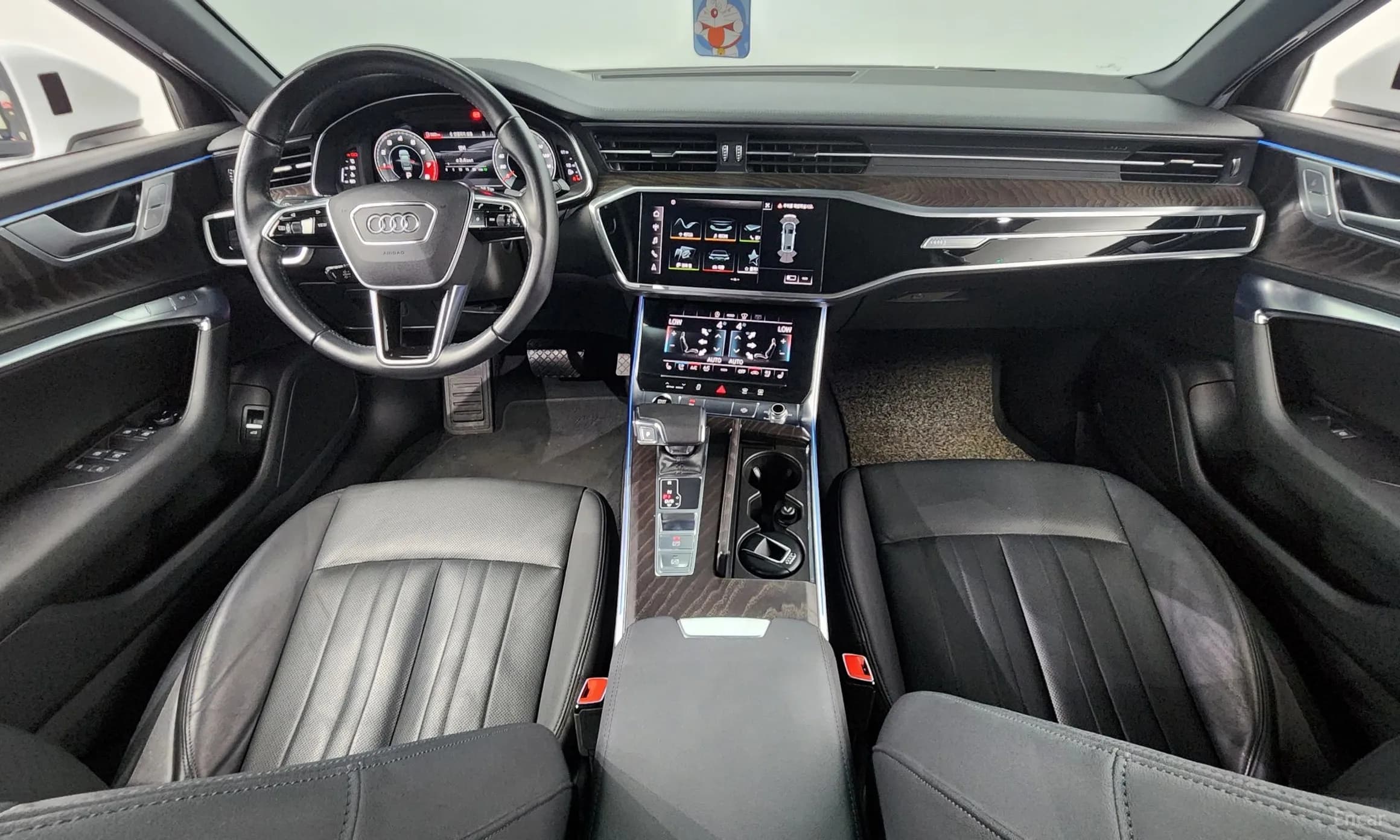 A6 (C8)
