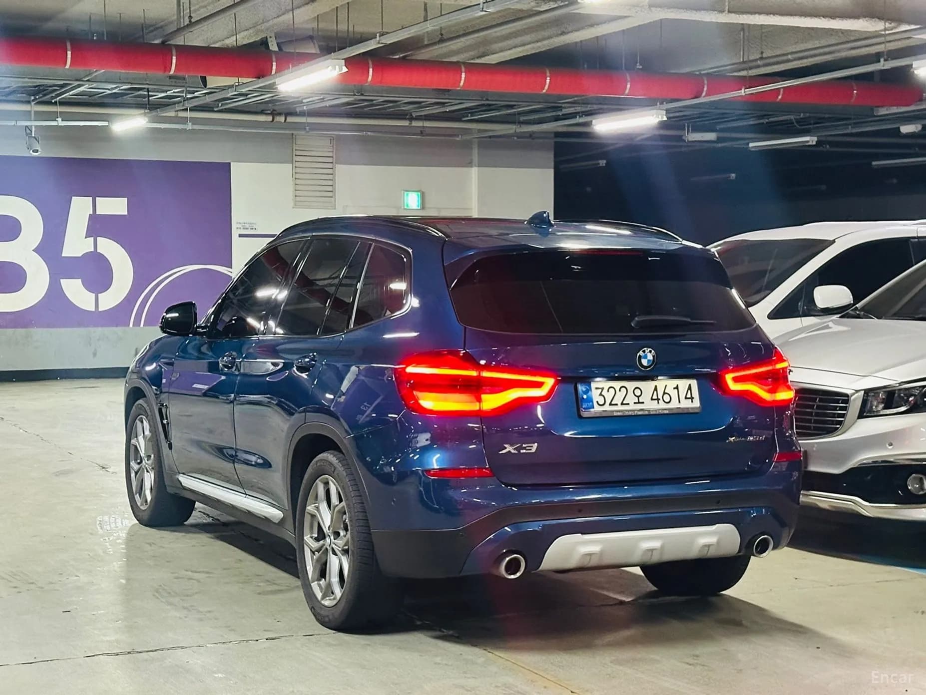 X3 (G01)