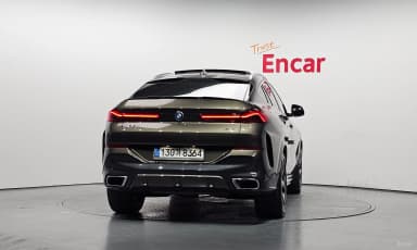 X6 (G06)