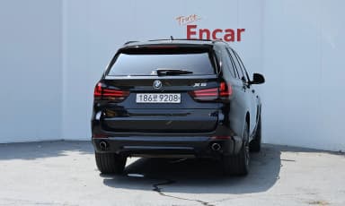 X5 (F15)