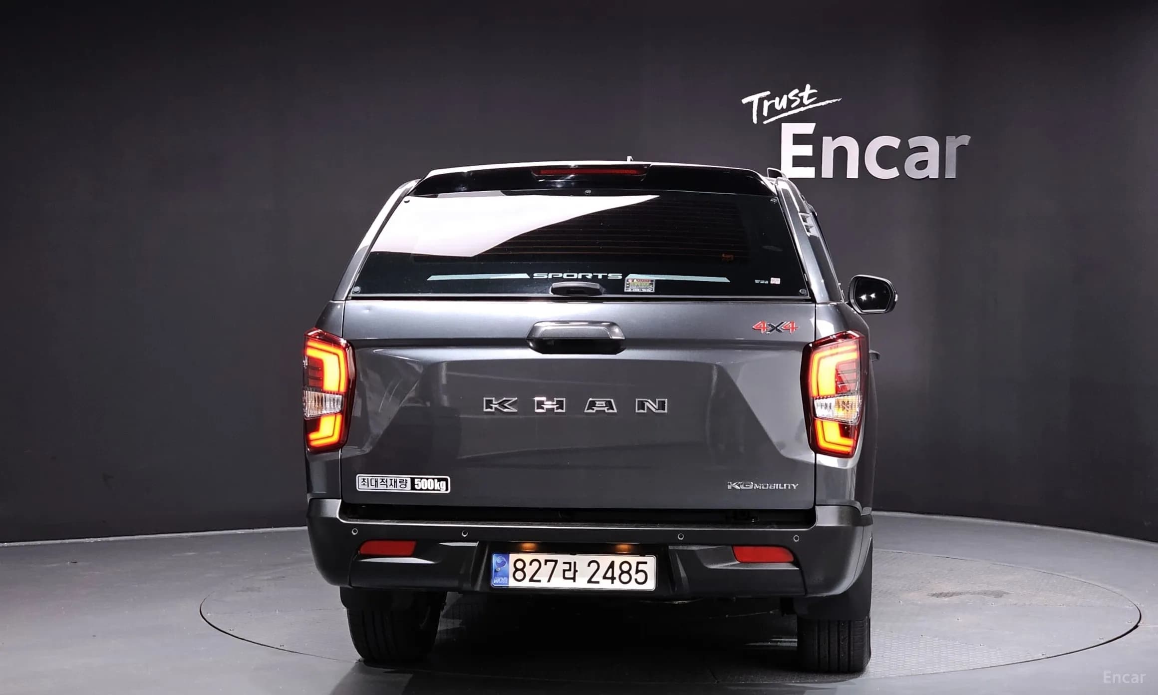 Rexton Sports Khan