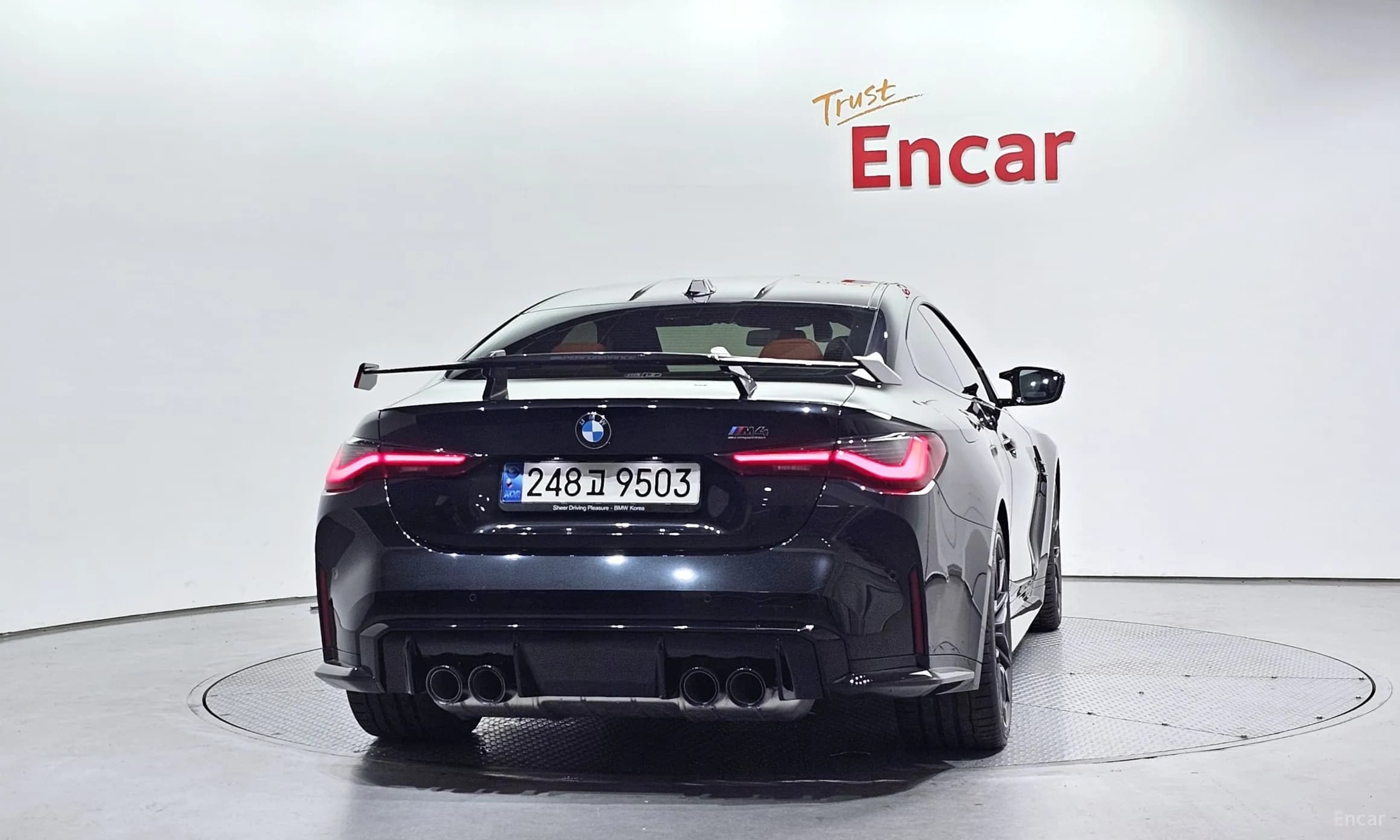 M4 (G82)