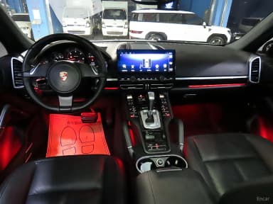 New Cayenne