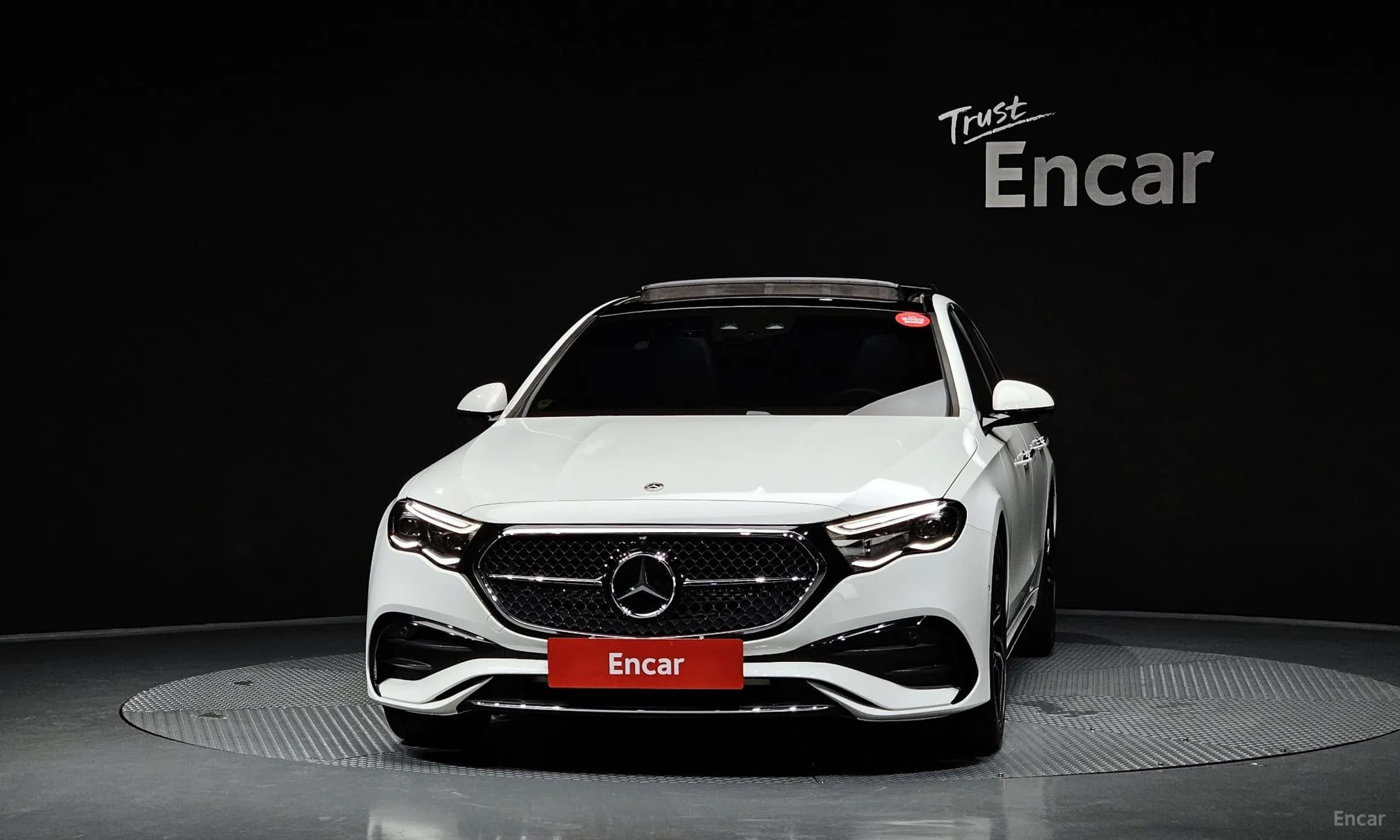 E-Class W214