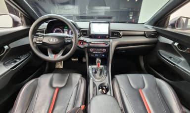 Veloster (JS)