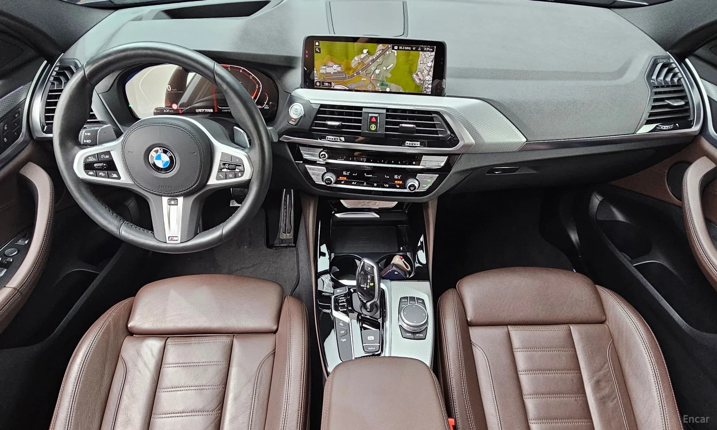X4 (G02)