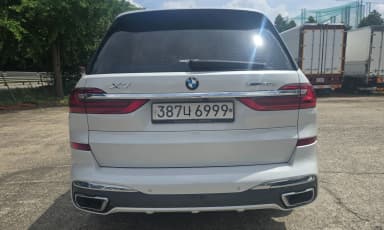 X7 (G07)