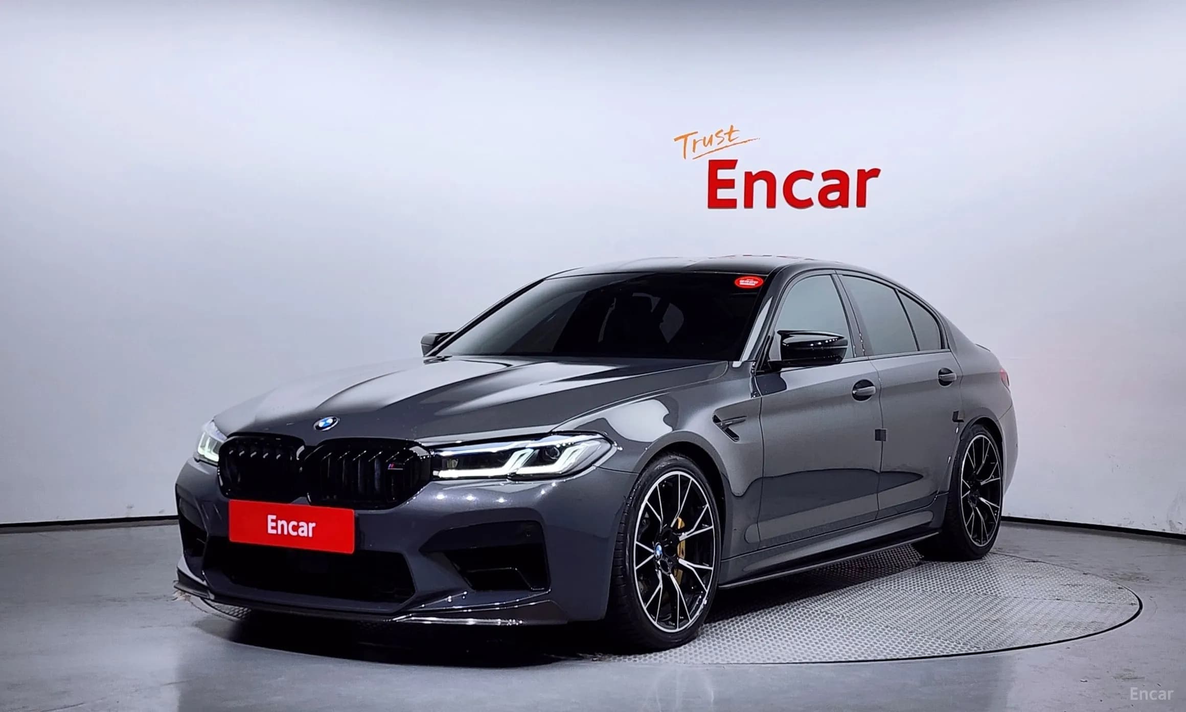 M5 (F90)