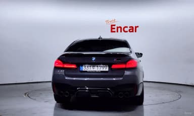 M5 (F90)