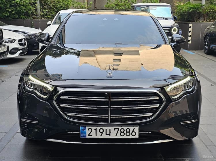 E-Class W214