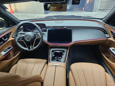 E-Class W214