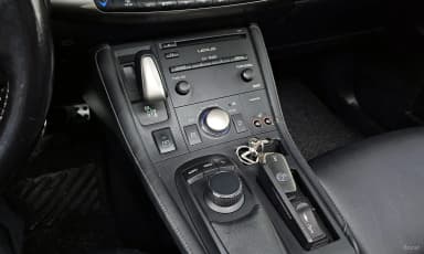 CT200h