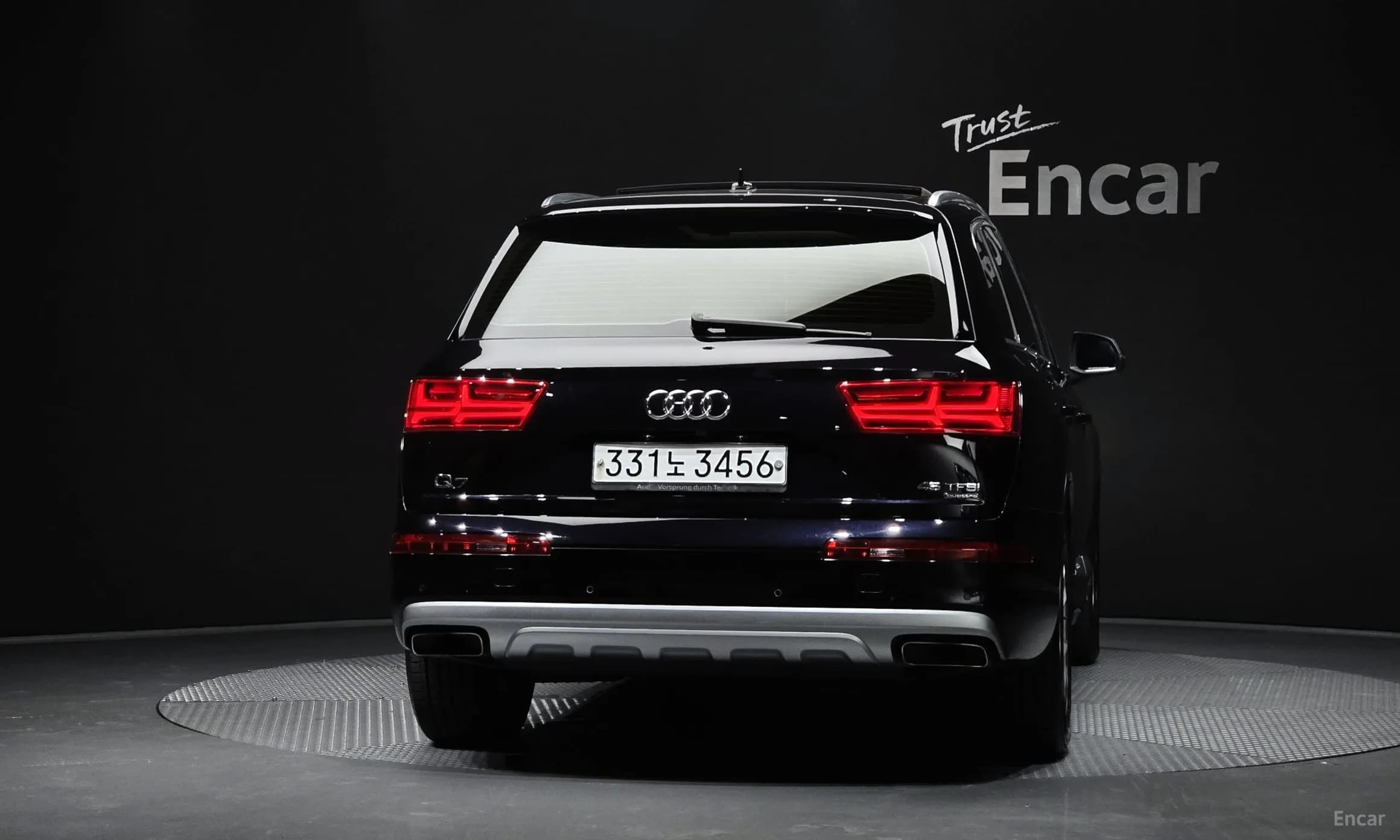 Q7 (4M)