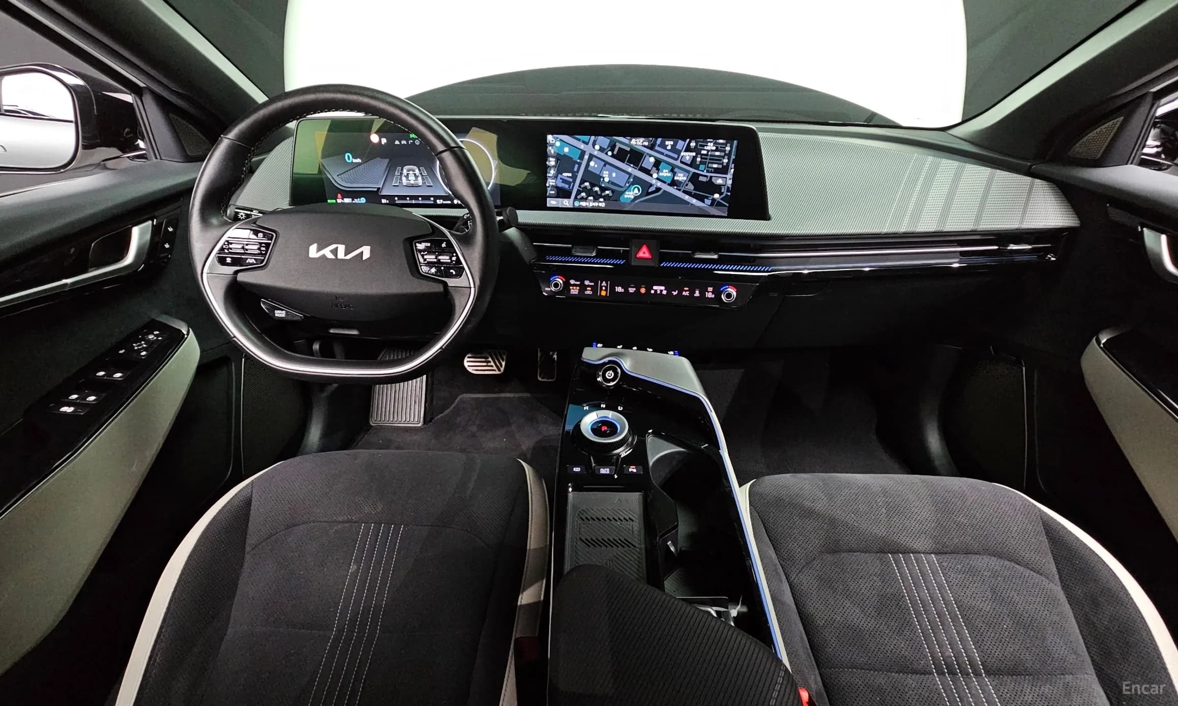 EV6