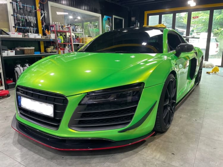 R8