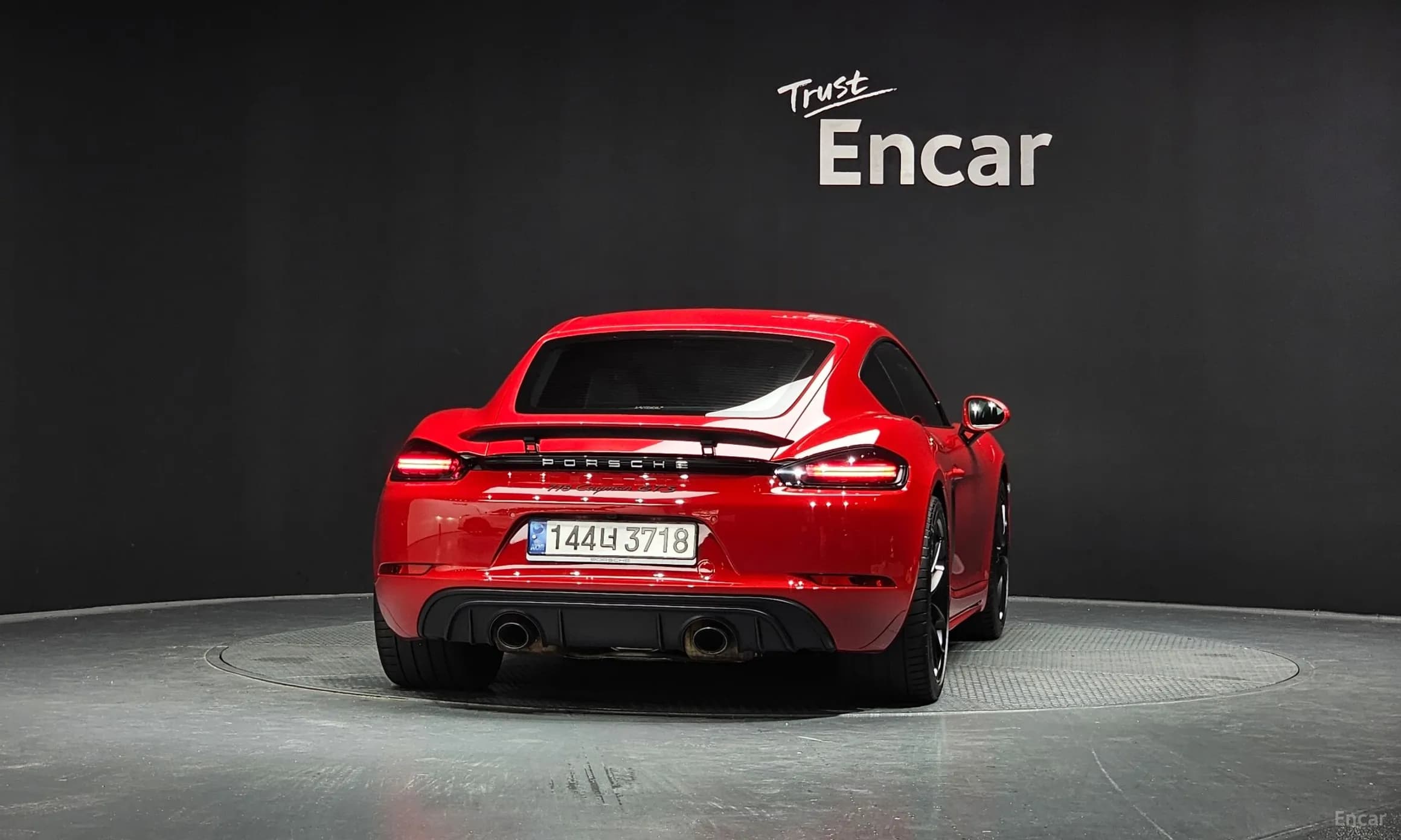 718 Cayman