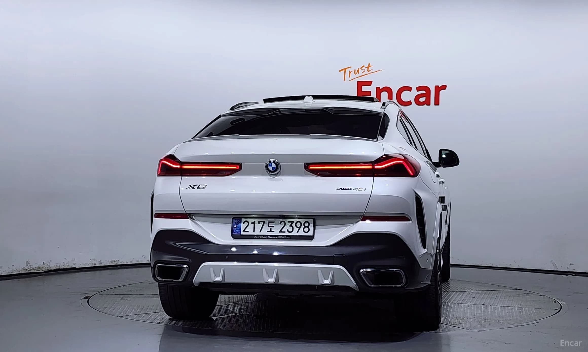 X6 (G06)