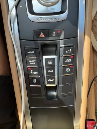 910