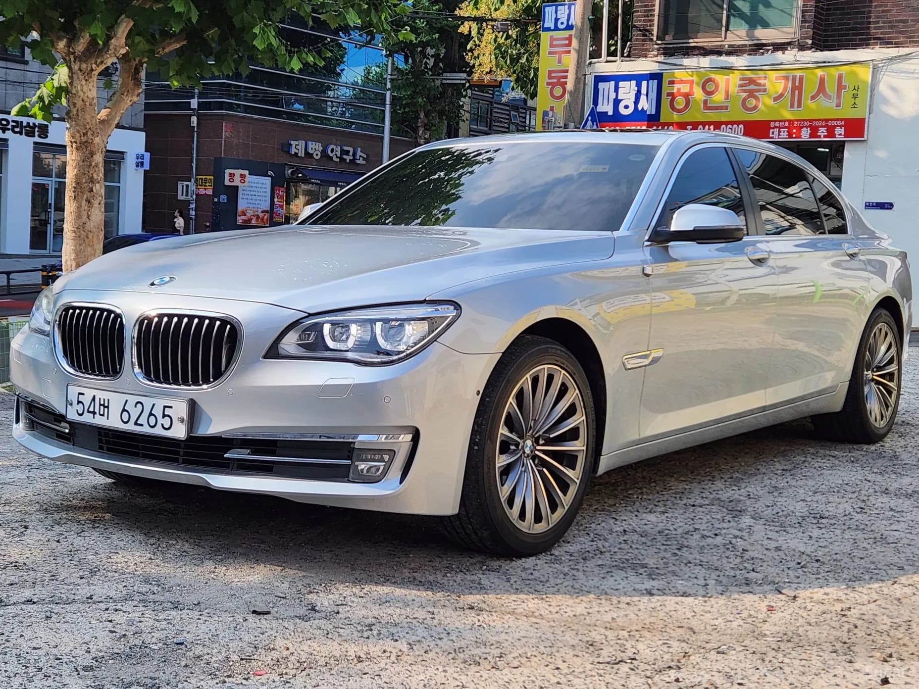 7 Series (F01)