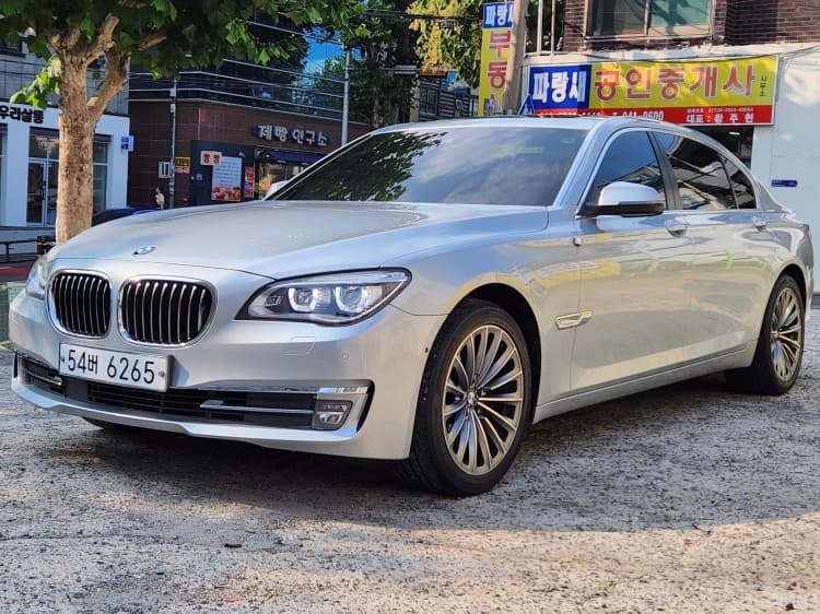 7 Series (F01)