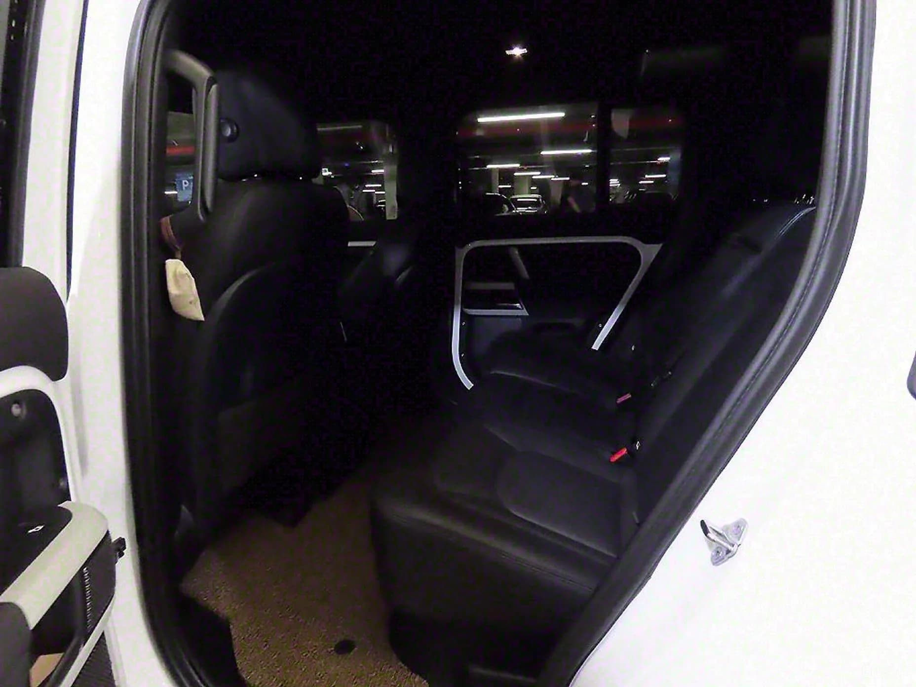 Defender (L663)