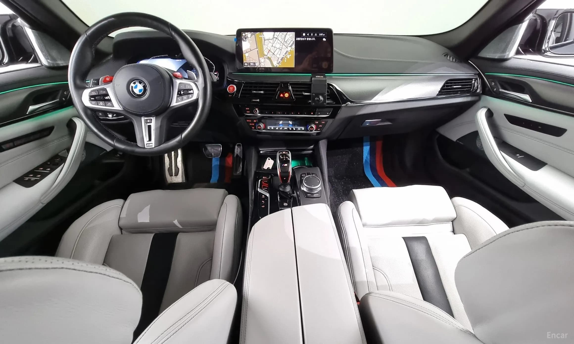 M5 (F90)