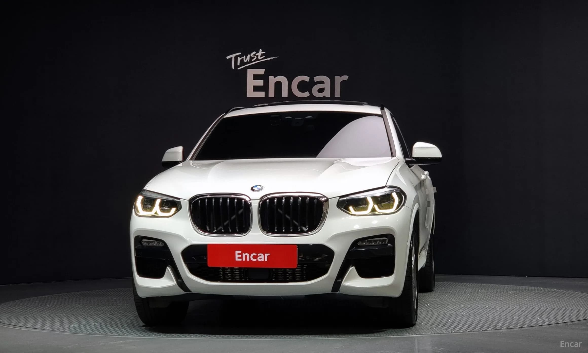 X4 (G02)