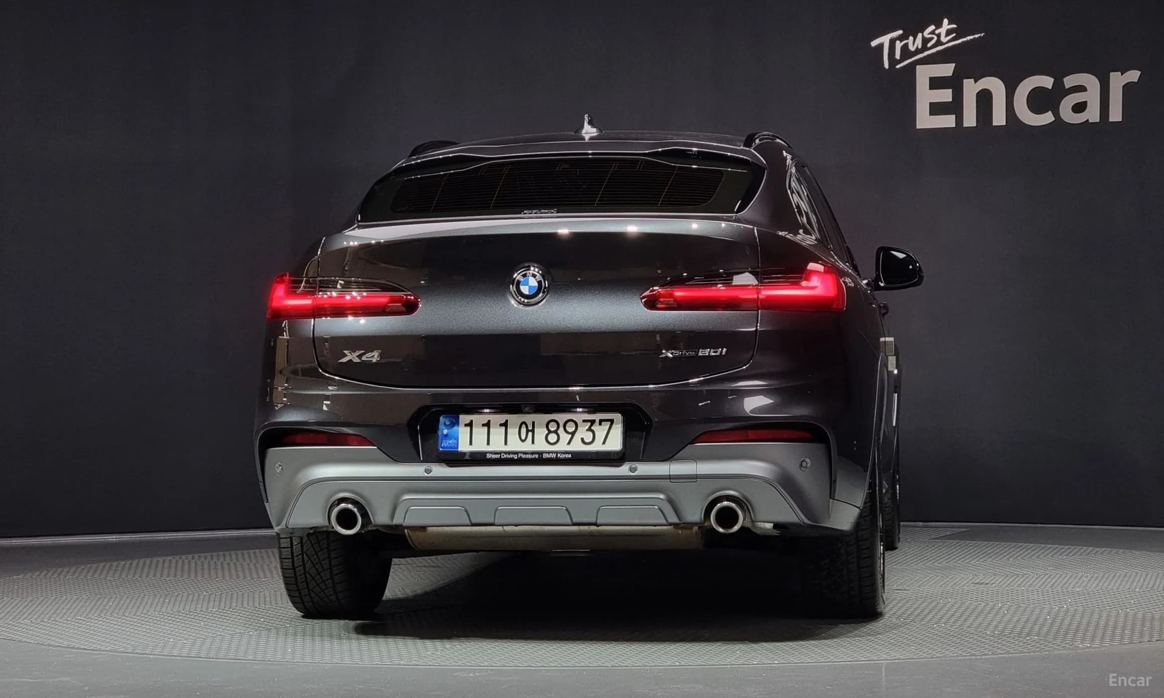 X4 (G02)