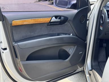 Q7